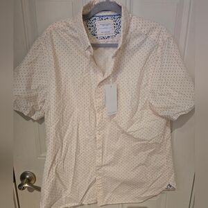 Men's Short Sleeve Button-Up Shirt with Polka Dots
